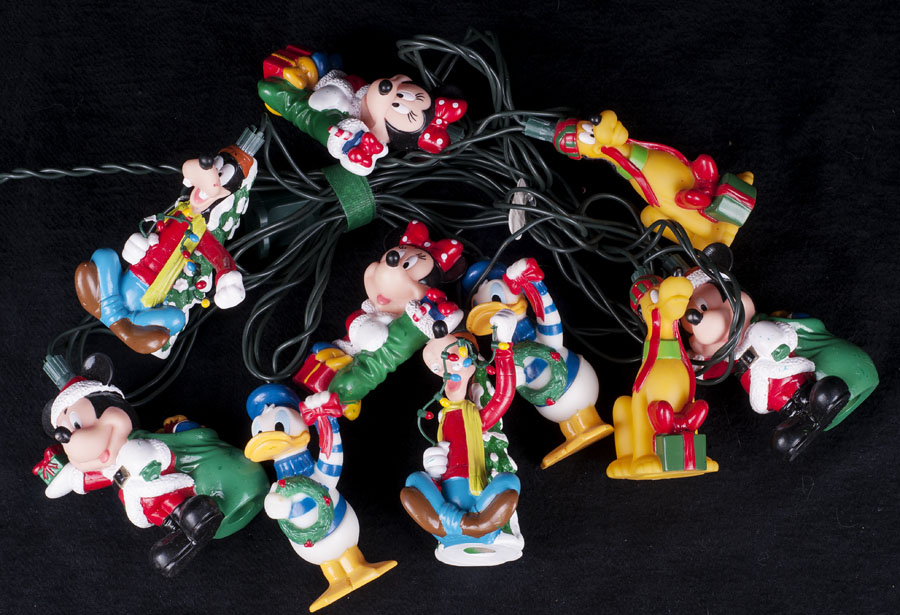 disney mickey friends string light christmas tree disney mickey friends string light christmas tree