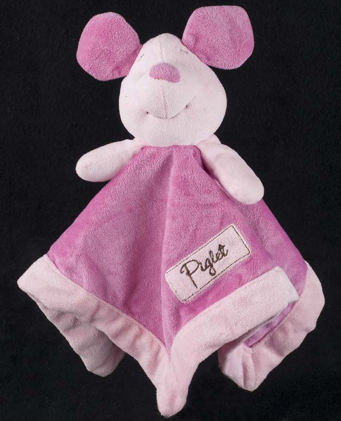 winnie the pooh and piglet blanket