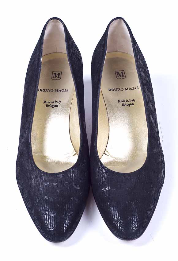bruno magli pumps